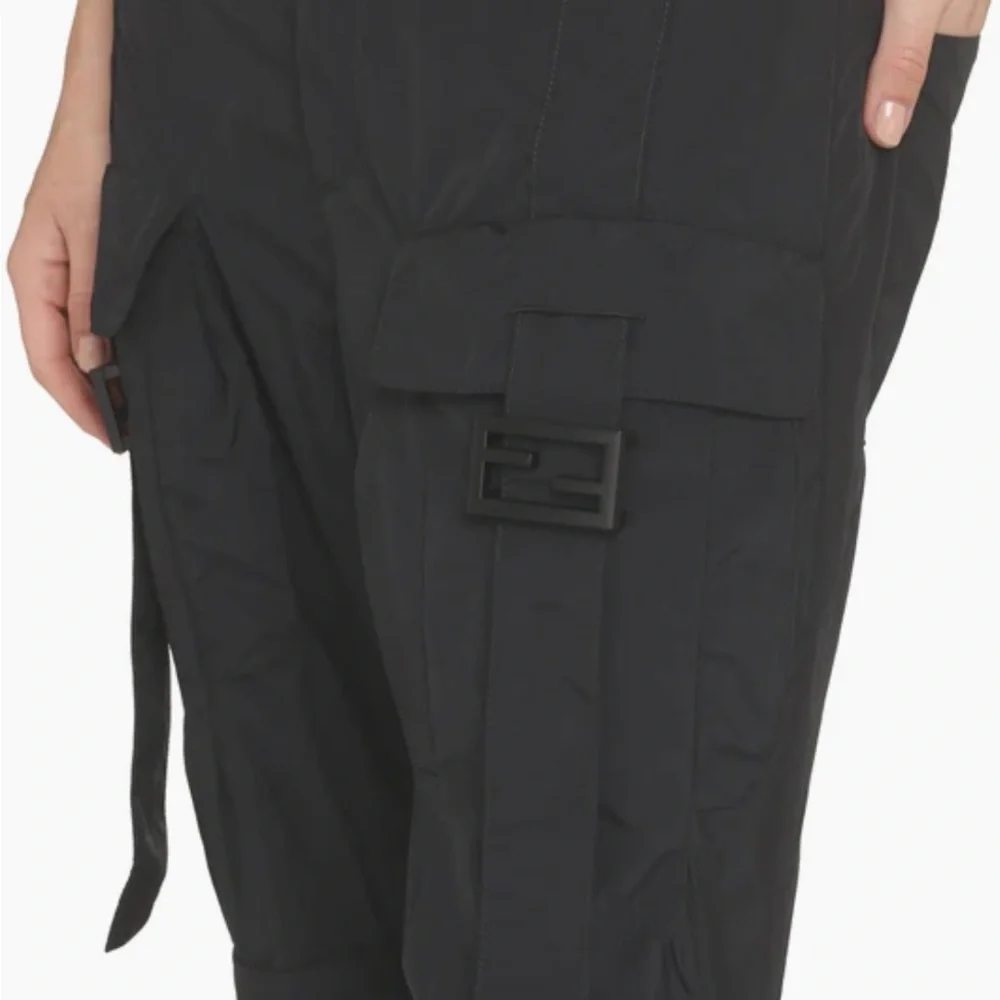 Fendi Nylon Cargo Pants SZ Medium - Picture 2 of 7